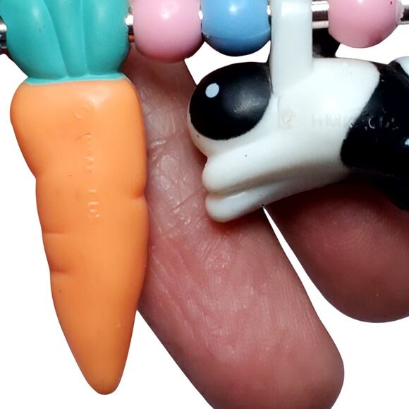 Hallmark Safety Pin Easter Bunny Rabbits Carrot & Beads Brooch 3" Vtg - Picture 4 of 6